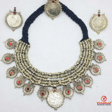 Load image into Gallery viewer, Handmade Coins Chokers And Earring and ring
