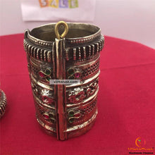 Load image into Gallery viewer, Antique Big Tribal Handcuff With Glass Stones
