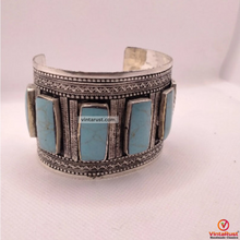 Load image into Gallery viewer, Handmade Tribal Ethnic Bracelet With Stones
