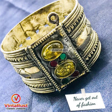 Load image into Gallery viewer, Vintage Yellow Glass Stones Gypsy Cuff Bracelet
