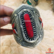 Load image into Gallery viewer, Ethnic Handmade Tribal Stone Cuff
