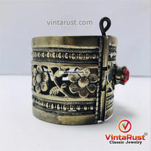 Load image into Gallery viewer, Nomadic Red and Blue Glass Stone Cuff Bracelet
