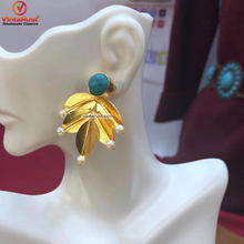 Load image into Gallery viewer, Floral Turquoise Handmade Earrings
