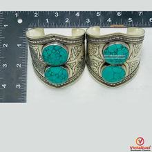 Load image into Gallery viewer, Natural Turquoise Gemstone Cuff Bracelet
