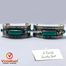 Load image into Gallery viewer, Tribal Kuchi Handcuff Bracelet With Stones and Beads
