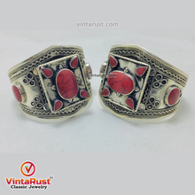 Load image into Gallery viewer, Handmade Boho Cuff Bracelet inlaid With Stones
