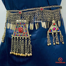 Load image into Gallery viewer, Silver Kuchi Belly Belt With Dangling Pendants
