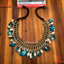 Load image into Gallery viewer, Tribal Metal Beautiful Pearls Stones Choker
