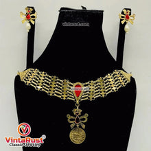 Load image into Gallery viewer, Birds Golden Necklace With Earring Traditional Jewelry Set
