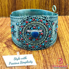 Load image into Gallery viewer, Gypsy Kuchi Bracelet With Beaded Stones
