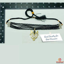 Load image into Gallery viewer, Black Beads With Motif Jewelry Set
