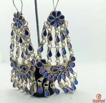 Load image into Gallery viewer, Blue Glass Stone Kuchi Massive Earrings
