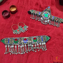 Load image into Gallery viewer, Traditional Matha Patti Chokers Jewelry Set

