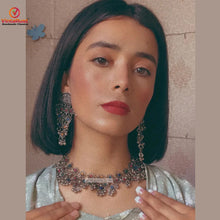 Load image into Gallery viewer, Oxidized Silver Jewelry Set With Glass Stones
