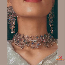 Load image into Gallery viewer, Oxidized Silver Jewelry Set With Glass Stones
