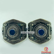 Load image into Gallery viewer, Nomadic Tribal Bracelet With Lapis Lazuli Stone
