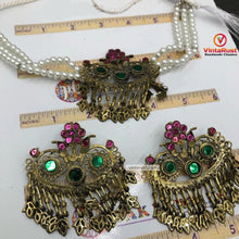 Load image into Gallery viewer, Pink and Green Flower Jewelry Set
