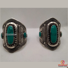 Load image into Gallery viewer, Vintage Tribal Handmade Cuff Bracelet
