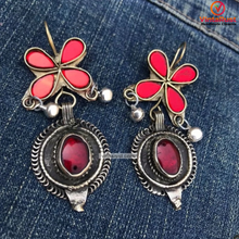 Load image into Gallery viewer, Tribal Kuchi Red Stone Earrings
