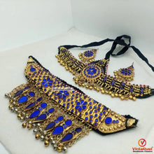 Load image into Gallery viewer, Golden Tone Handmade Tribal Women Jewelry Set
