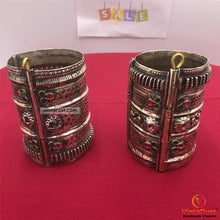 Load image into Gallery viewer, Antique Big Tribal Handcuff With Glass Stones
