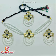 Load image into Gallery viewer, White Pearls Jewelry Set With Black Beads
