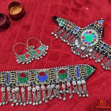 Load image into Gallery viewer, Tribal Vintage Antique-inspired jewelry set
