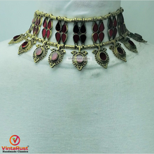 Load image into Gallery viewer, Red and Blue Glass Stones Collar Choker Necklace
