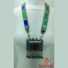 Load image into Gallery viewer, Blue and Green Long Chain Pendant Necklace
