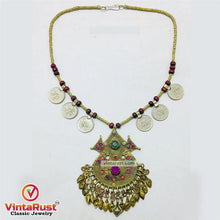 Load image into Gallery viewer, Vintage Metal And Wooden Beaded Chain Necklace
