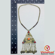 Load image into Gallery viewer, Metal And Wooden Beaded Chain Pendant Necklace
