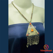 Load image into Gallery viewer, Metal And Wooden Beaded Chain Pendant Necklace
