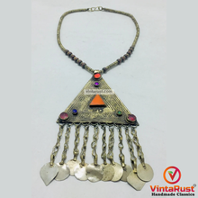 Load image into Gallery viewer, Metal And Wooden Beaded Chain Pendant Necklace
