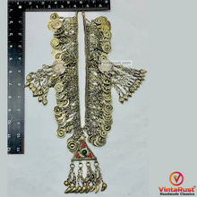 Load image into Gallery viewer, Tribal Kuchi Necklace With Dangling Tassels
