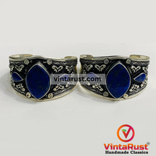 Load image into Gallery viewer, Vintage Mid Century Natural Lapis Lazuli Bracelet

