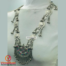 Load image into Gallery viewer, Nomadic Long Pendant Necklace With Bells
