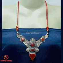 Load image into Gallery viewer, Nepalese Necklace With Triangular Patterned Pendant
