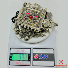 Load image into Gallery viewer, Vintage Coins Chain Necklace With Dangling Pendant
