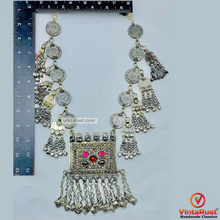 Load image into Gallery viewer, Vintage Coins Chain Necklace With Dangling Pendant

