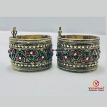 Load image into Gallery viewer, Afghan Vintage Handcuffs Bracelet, Single Cuff
