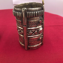 Load image into Gallery viewer, Antique Big Tribal Handcuff With Glass Stones
