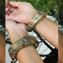 Load image into Gallery viewer, Antique Boho Tribal Cuff Bracelet
