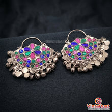 Load image into Gallery viewer, Antique Glass Stones Hoop Earrings
