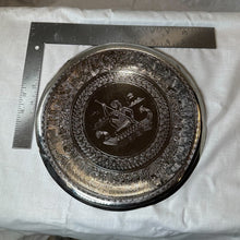 Load image into Gallery viewer, Antique Highly Crafted Decorative Plate
