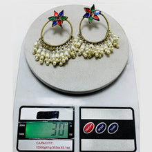 Load image into Gallery viewer, Big Round Hoop Earrings With Pearls
