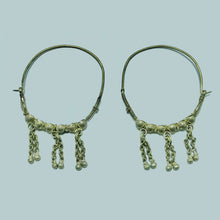 Load image into Gallery viewer, Big Vintage Hoop Earrings With Bells
