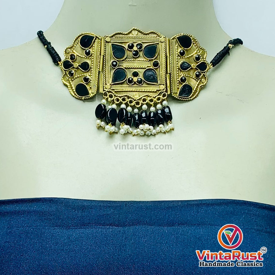 Black Amulet Choker Necklace With Earrings