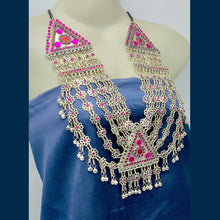 Load image into Gallery viewer, Bohemian Multilayers Necklace With Pink Glass Stones
