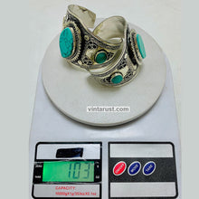 Load image into Gallery viewer, Ethnic Green Stone Handcuff Bracelet
