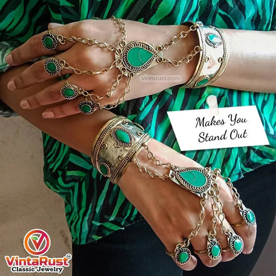 Vintage Green Stone Slave Bracelet with Rings
